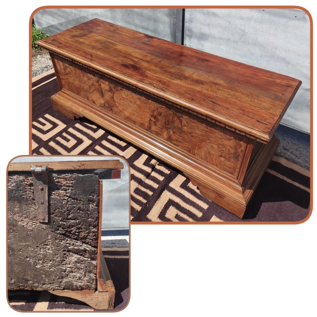 Cassapanca antica, in legno, con medaglione ovale con intarsio, fine '800