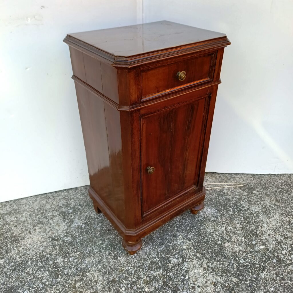 Comodino antico, mobiletto a colonna, fine '800