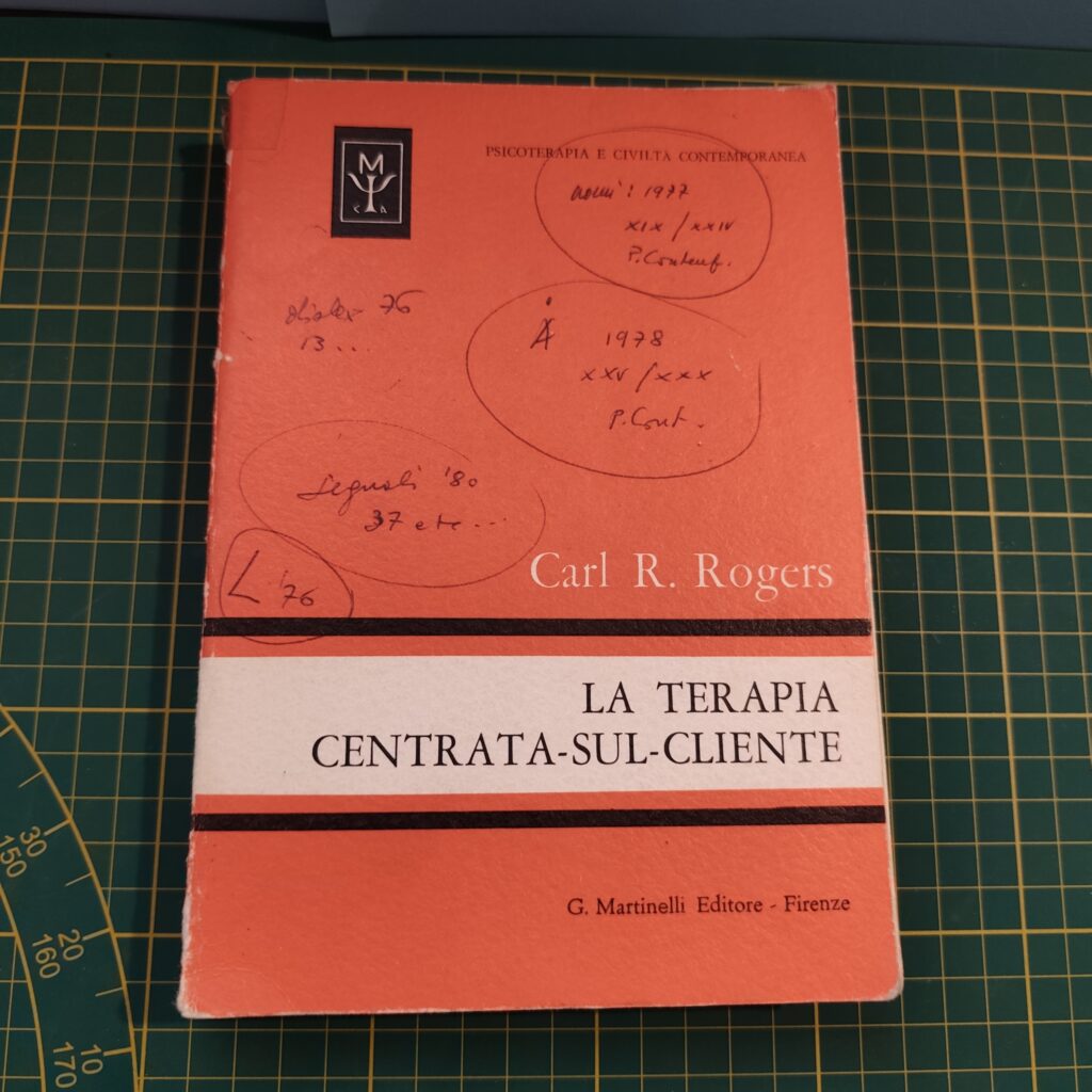 La terapia centrata sul cliente. Teoria e ricerca, scritto da Carl R. Rogers 1970
